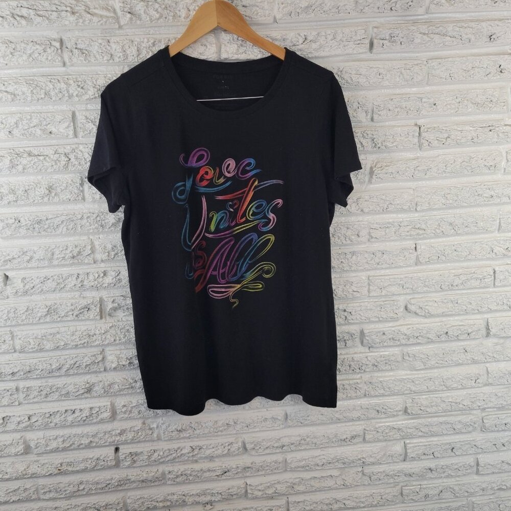 Torrid Love Unites Us All Slim Tee Black Short Sleeve Plus Size 1X Crew BLA50E